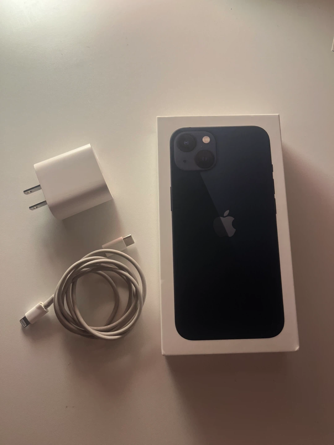 iPhone 13 128GB - Midnight - Unlocked -Excellent Condition