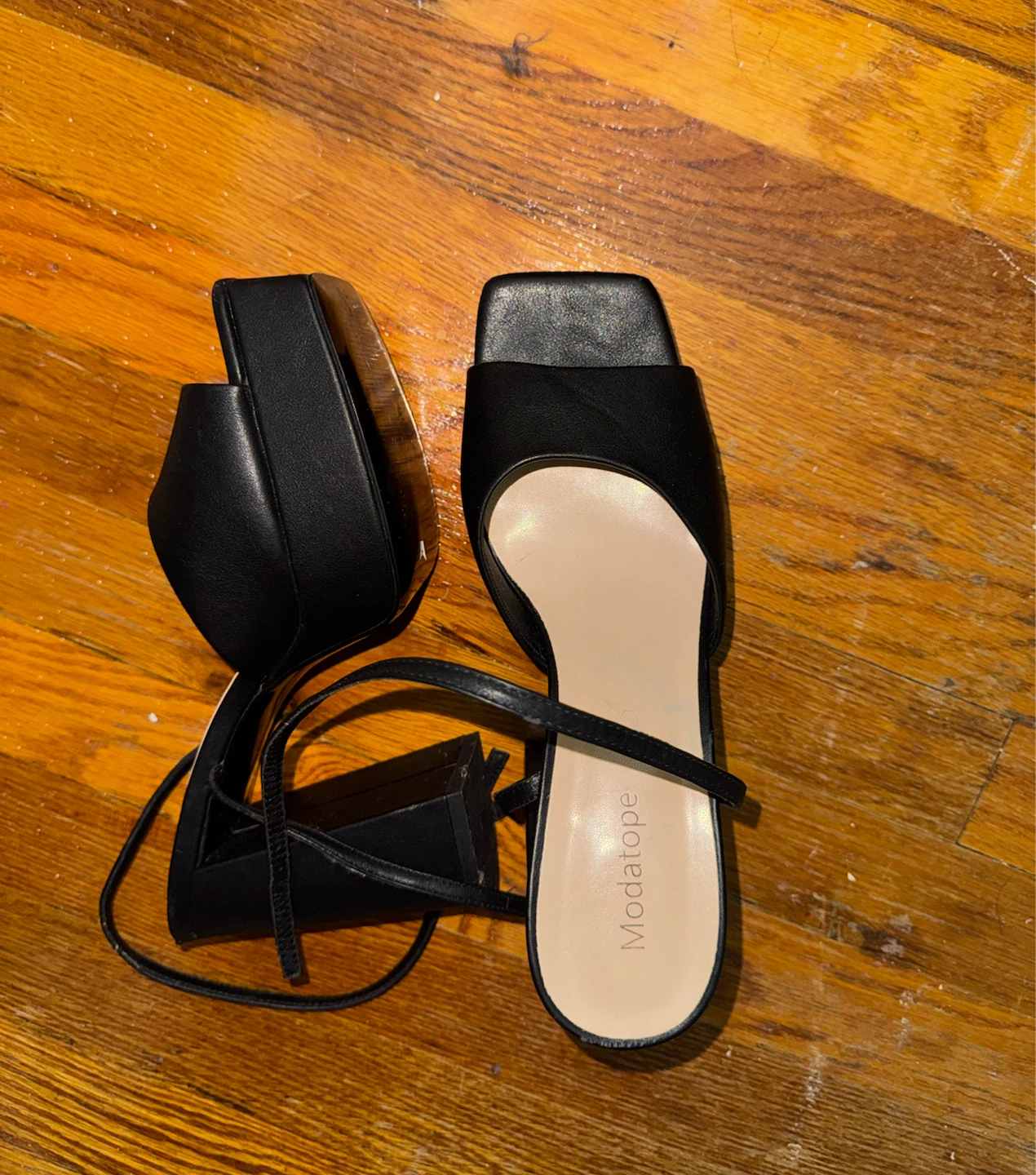 Modatope Black Platform Heels