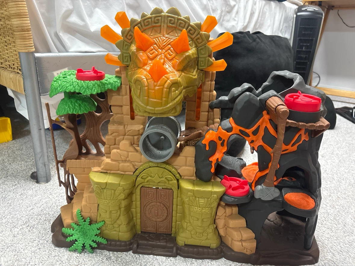 Imaginext Jurassic World Dinosaur Mountain Playset