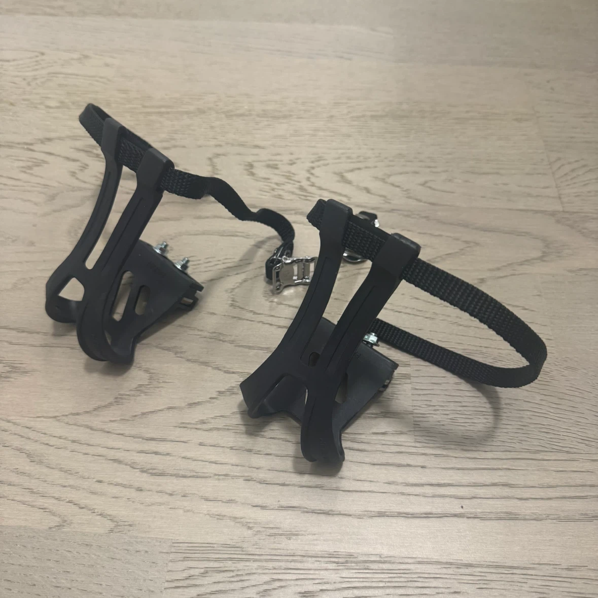 Bicycle Pedal Bindings Toe Clips with Straps - photo 2