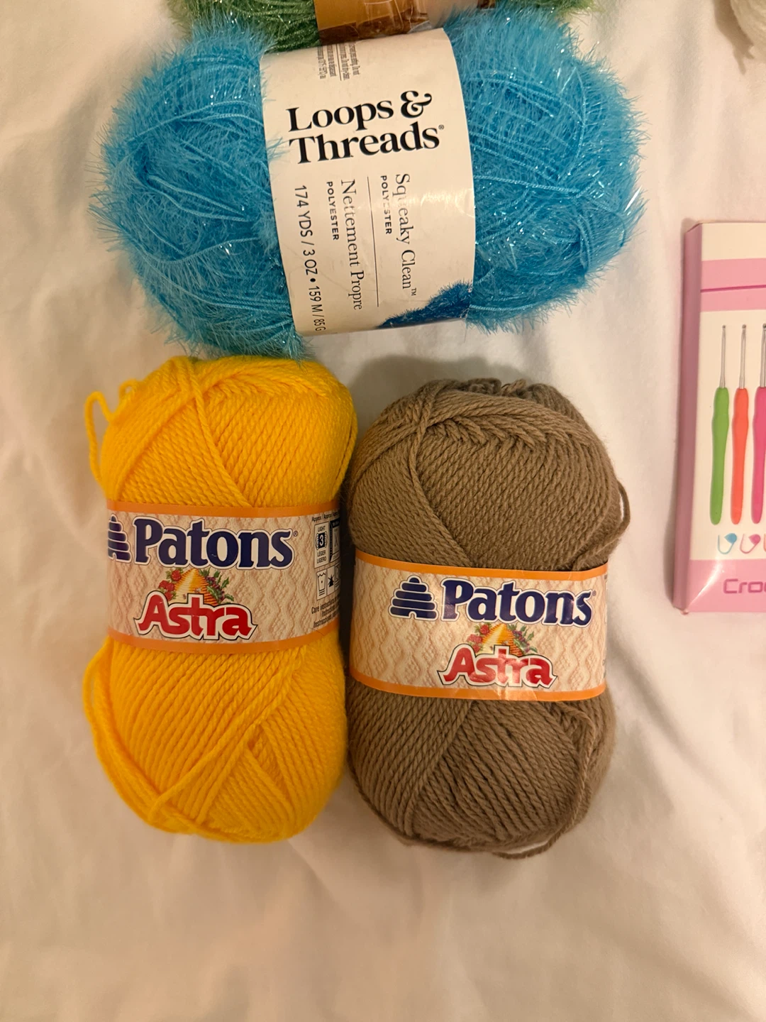 Crochet Hooks Set and Assorted Yarn Lot - photo 3