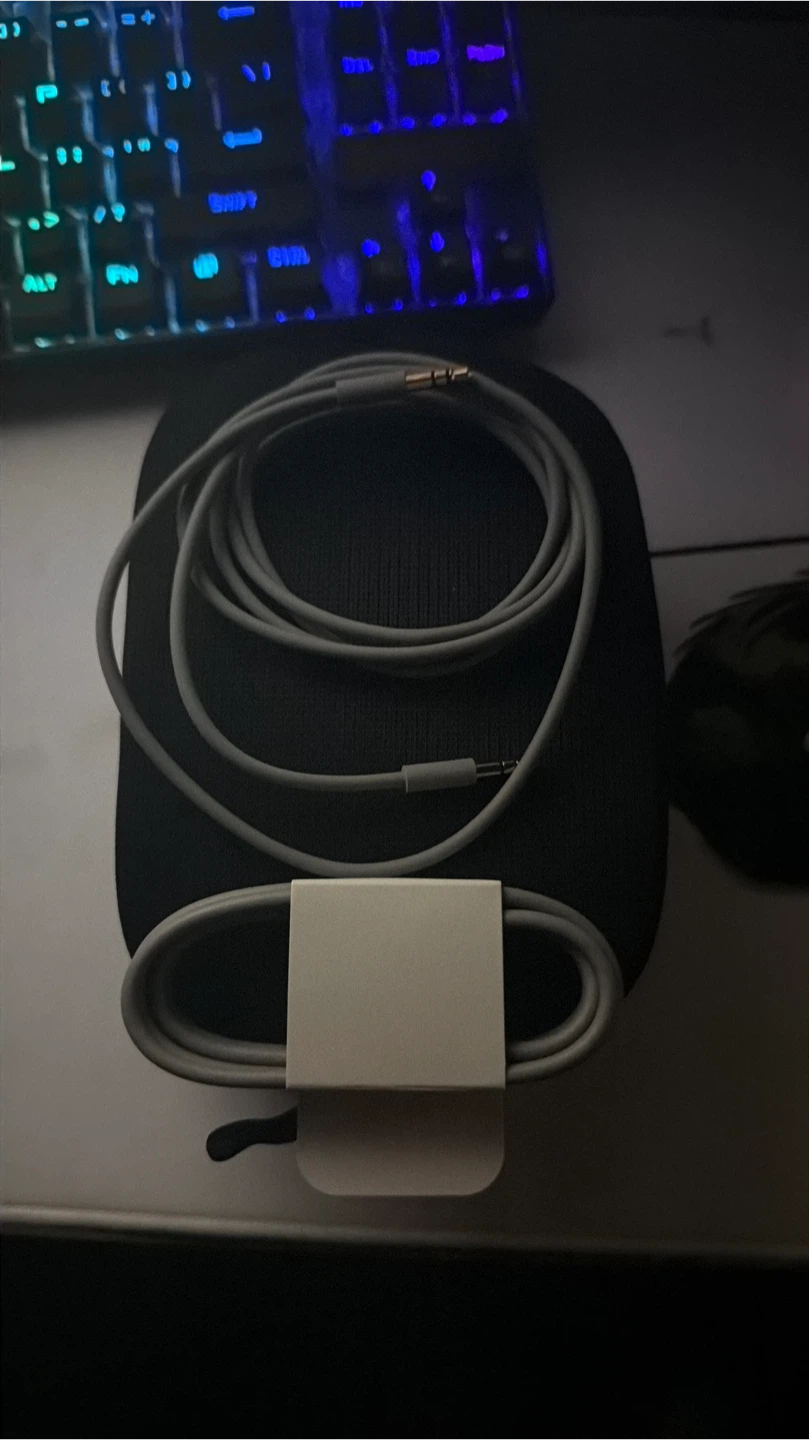 Beats Solo 4 - photo 3