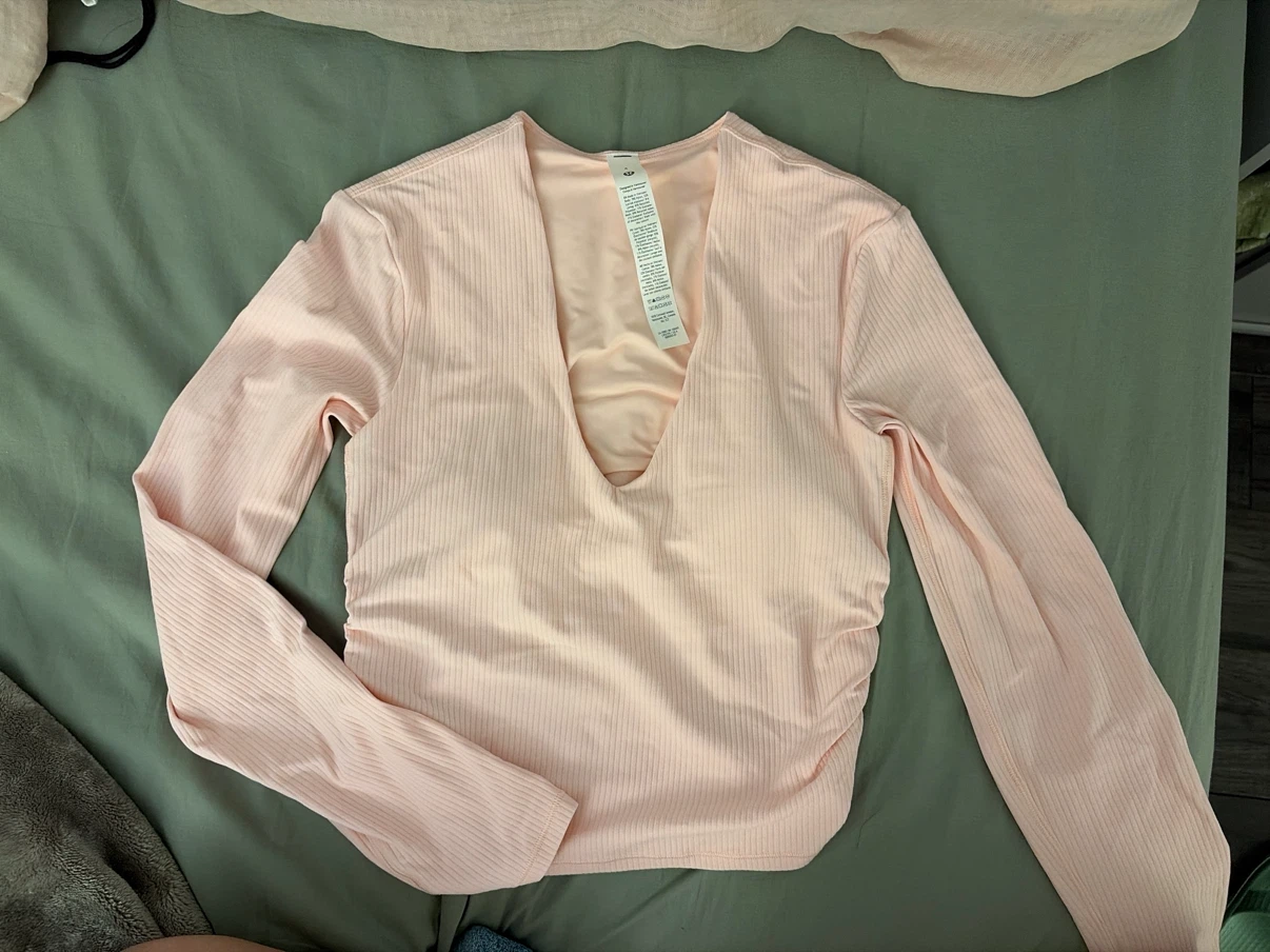 all it takes ribbed nulu v-neck long sleeve shirt B-D cup