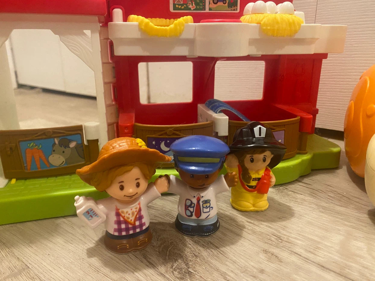 Toddler farm & vacuum toys - photo 2