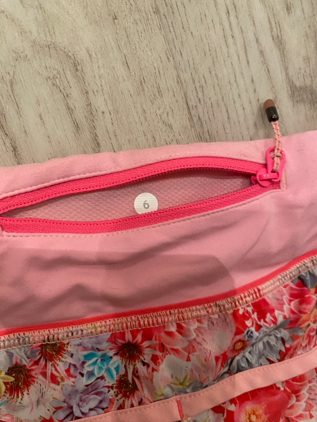 Lululemon Floral Athletic Shorts Running 6 Pink - photo 4