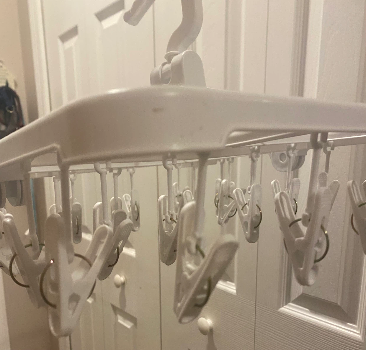 Multi-clip hanger - photo 2