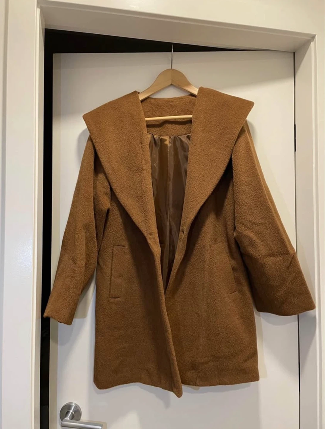 Size S/M oversized brown winter coat