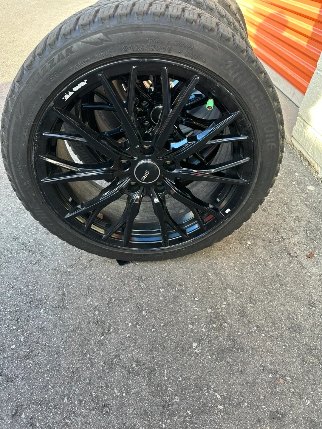 Bridgestone Blizzak WS90 Winter Tires 225/45R18