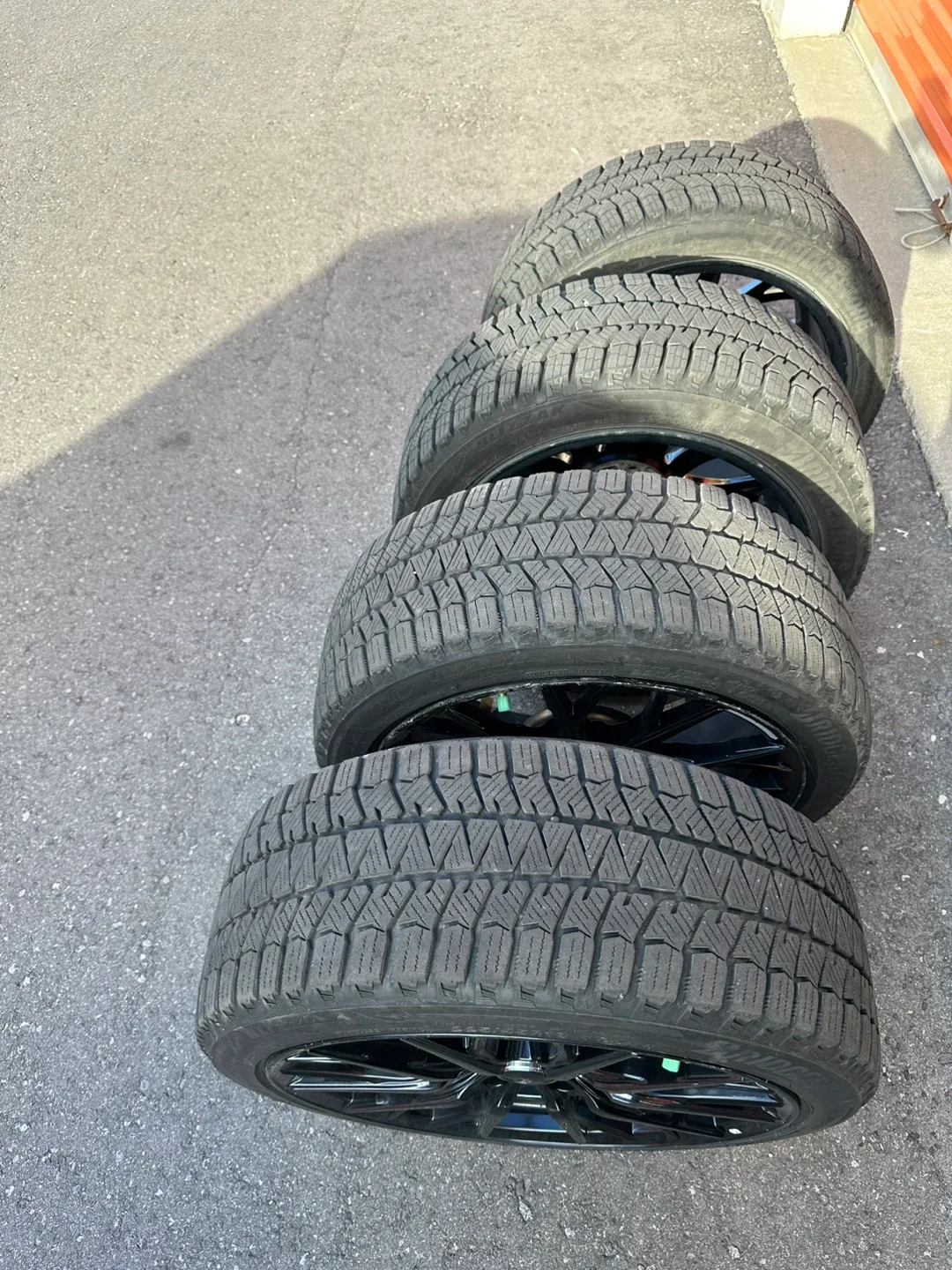 Bridgestone Blizzak WS90 Winter Tires 225/45R18 - photo 3