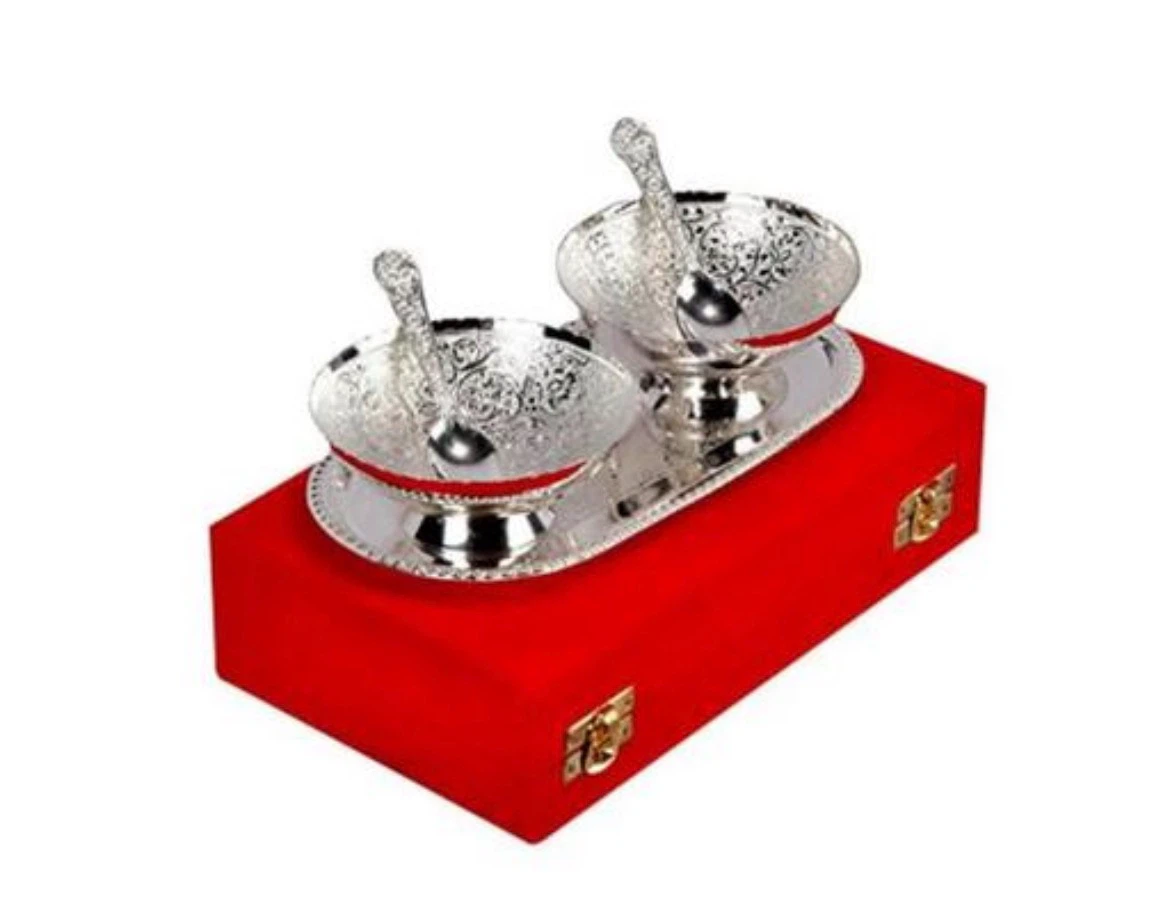 Silver-Plated Decorative Bowl and Spoon Set - photo 2