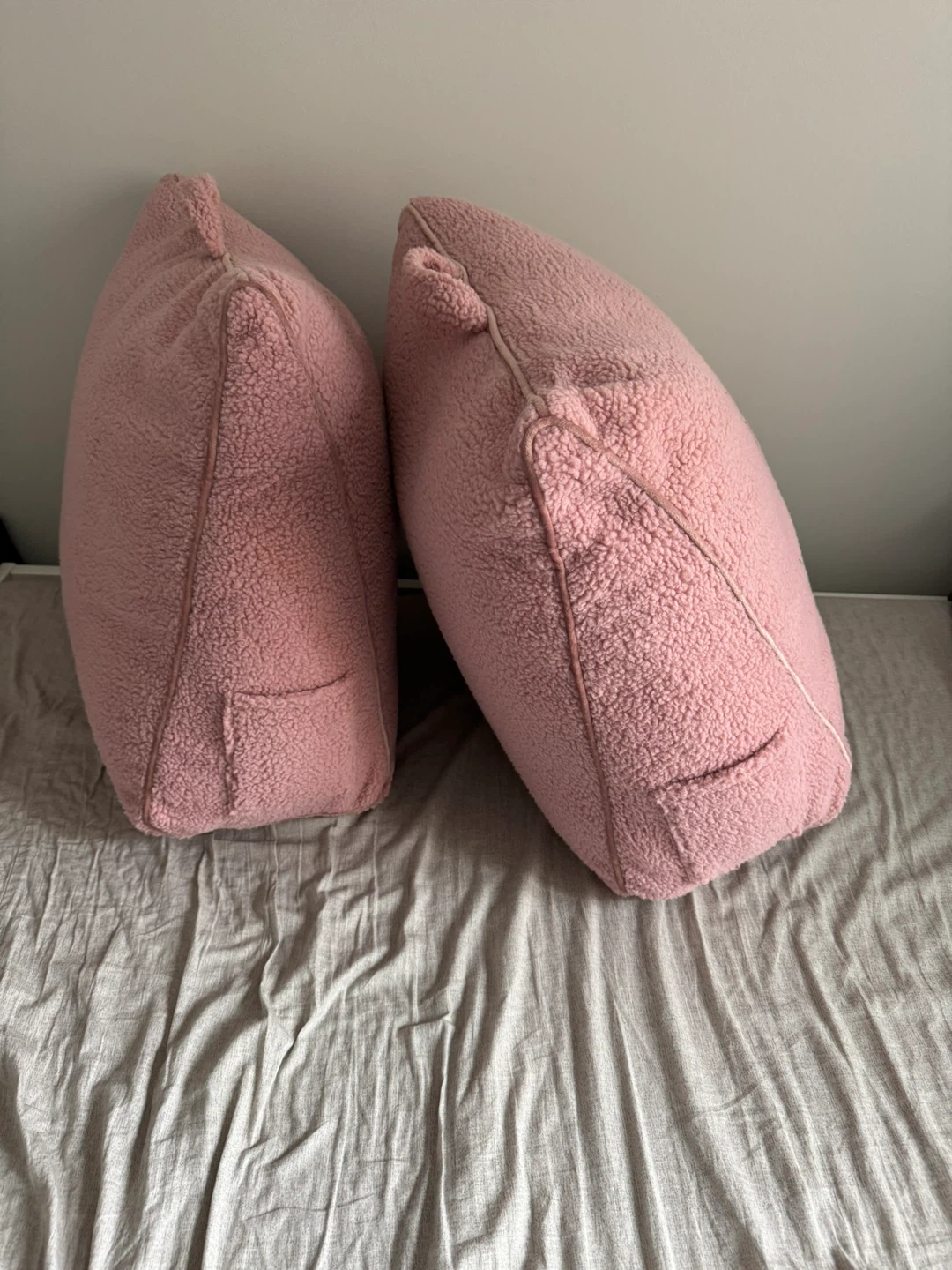 Set of 2 Pink Reading Pillows - Backrest Cushion for Bed - photo 2