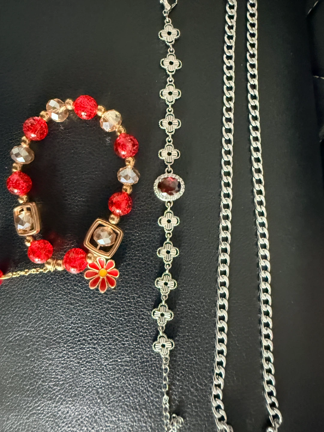 Set of Three Assorted Jewellery Pieces, brand new - photo 4