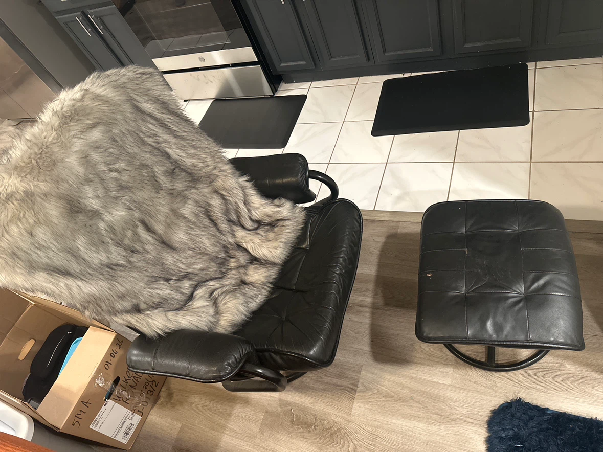 Black Reclining Chair with Matching Ottoman