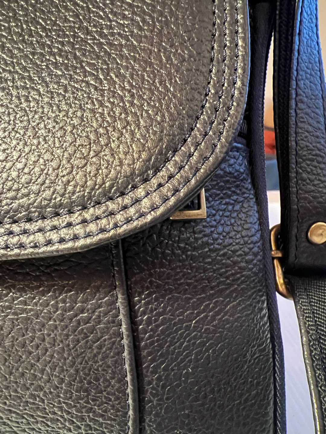 Black Pebble  100 % Genuine Leather Crossbody Bag - photo 2