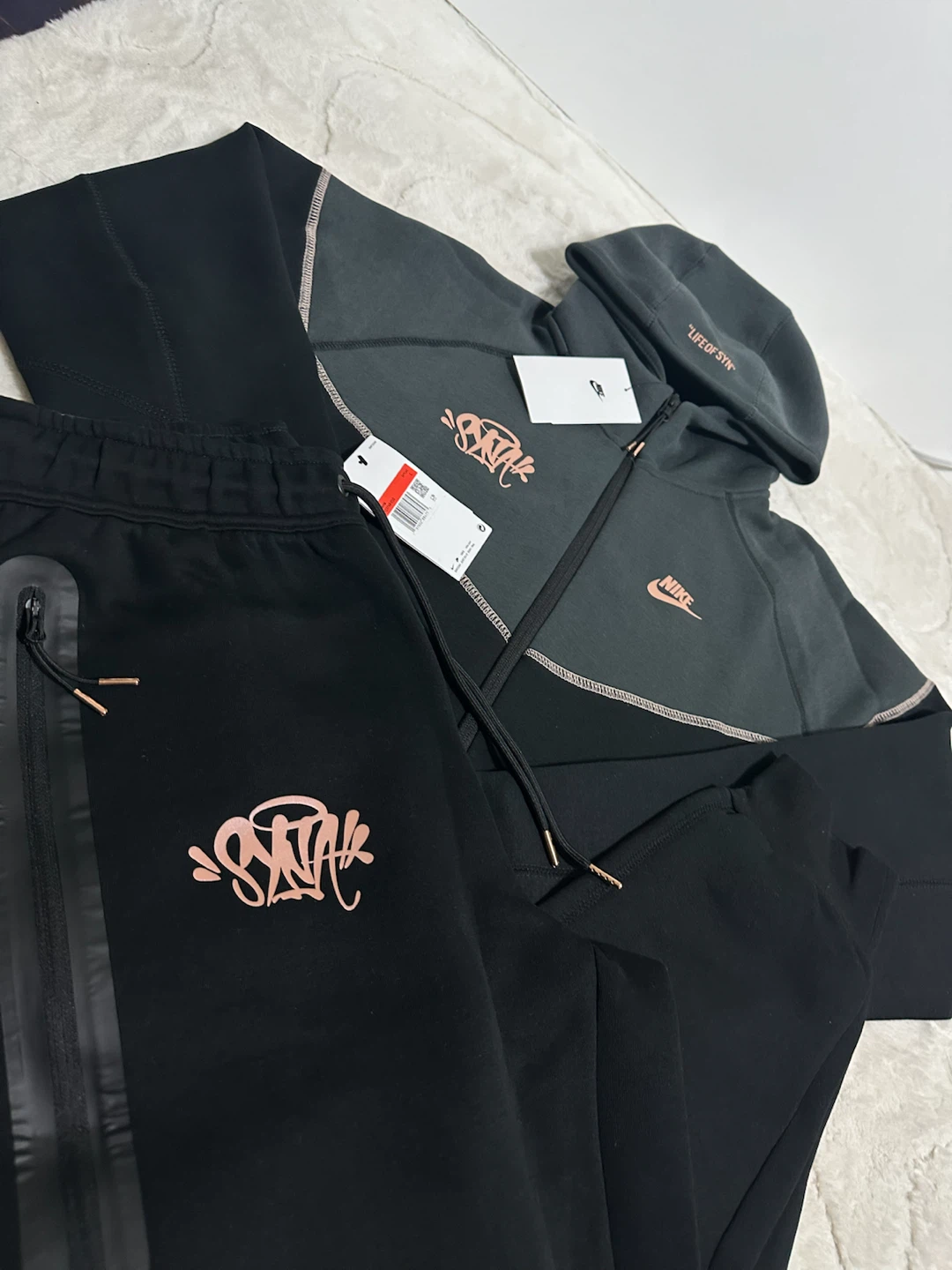 Nike x Syna World Tech Fleece Tracksuit - photo 3