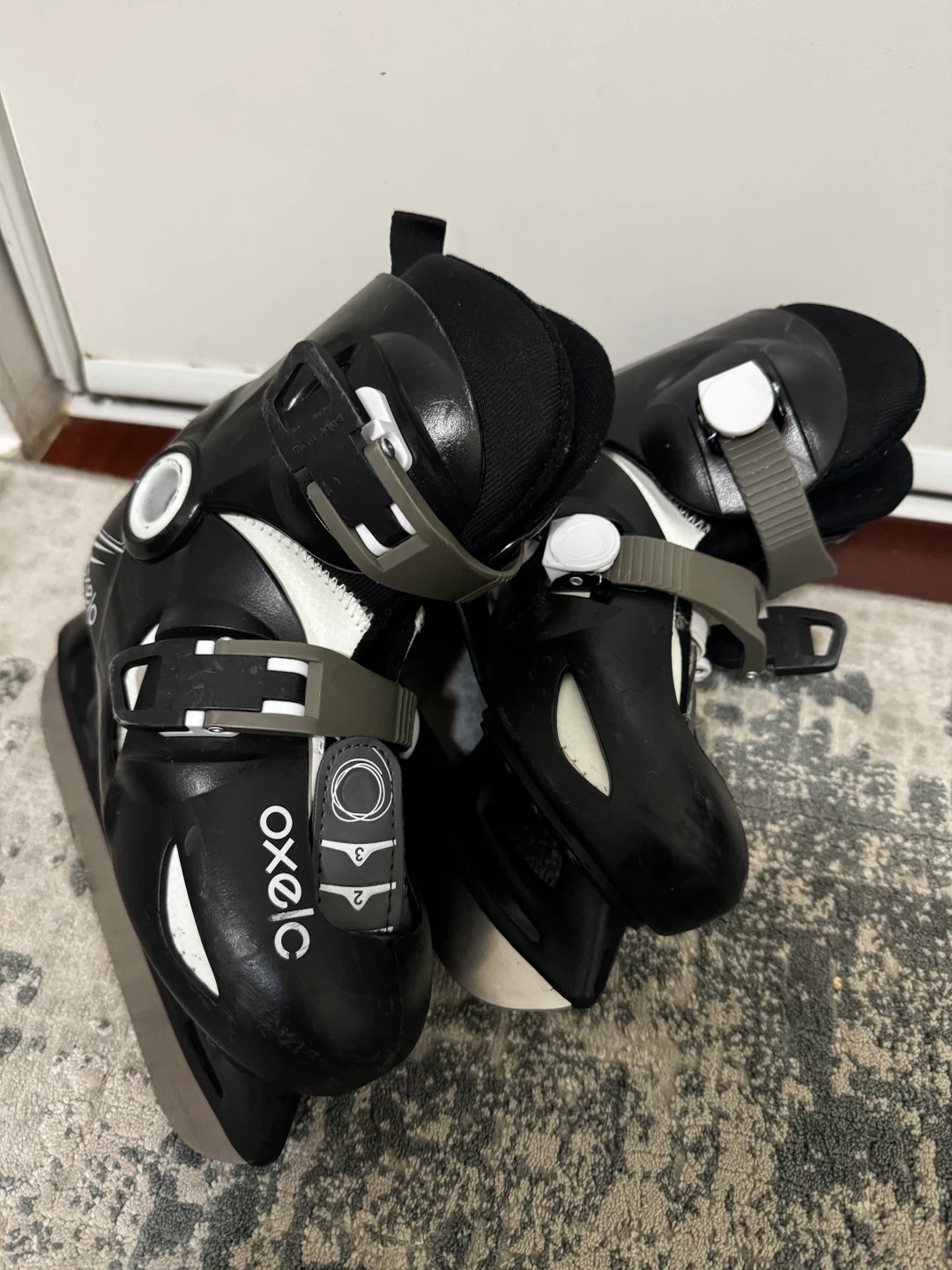 Oxelo Kids Adjustable Ice Skates