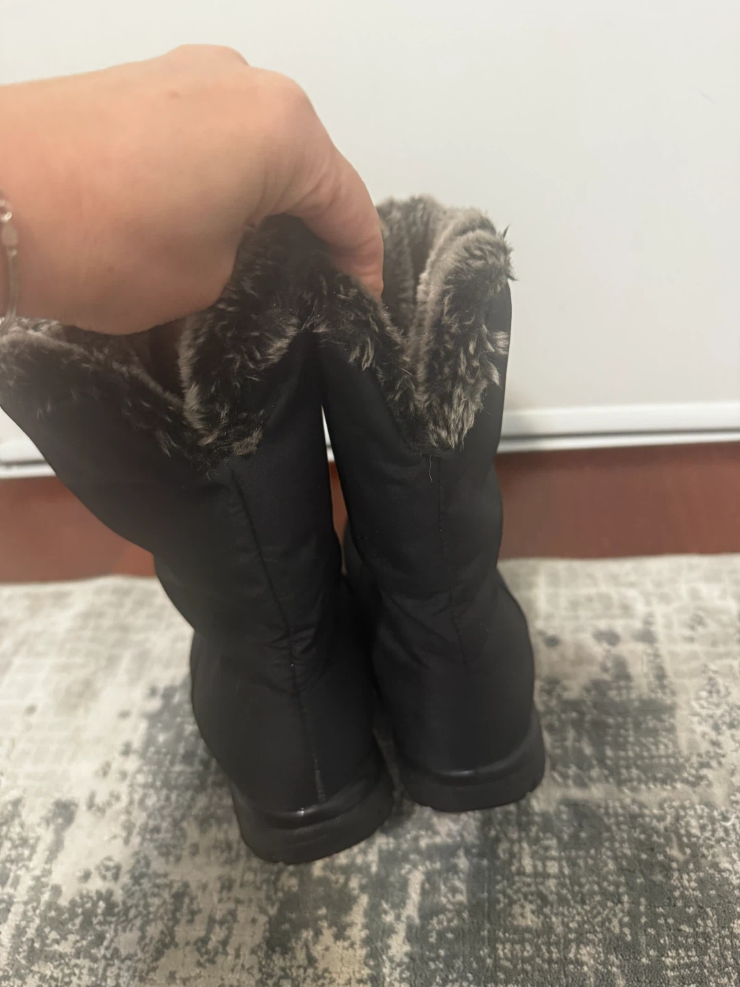 Toe Warmers Women's Black Winter Boots Size 7M - photo 3