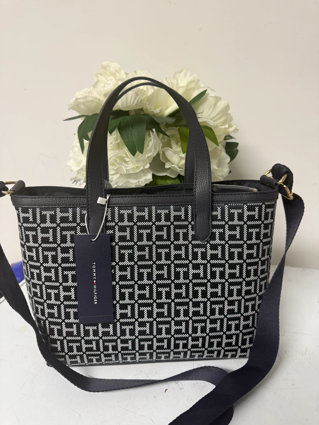 Tommy Hilfiger Monogram Tote Bag - photo 2