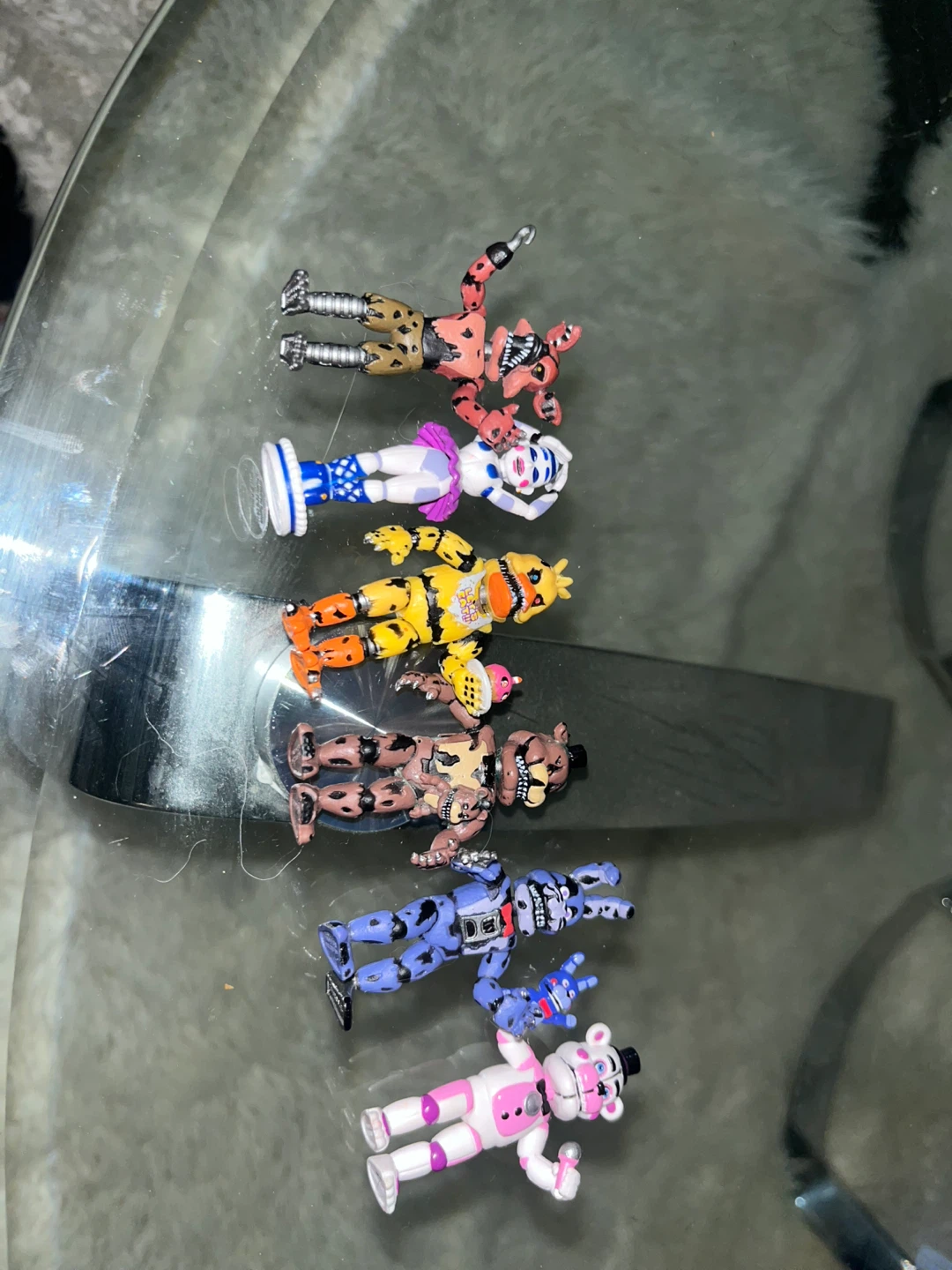 Five Nights at Freddy's Miniature Figure Set - photo 2