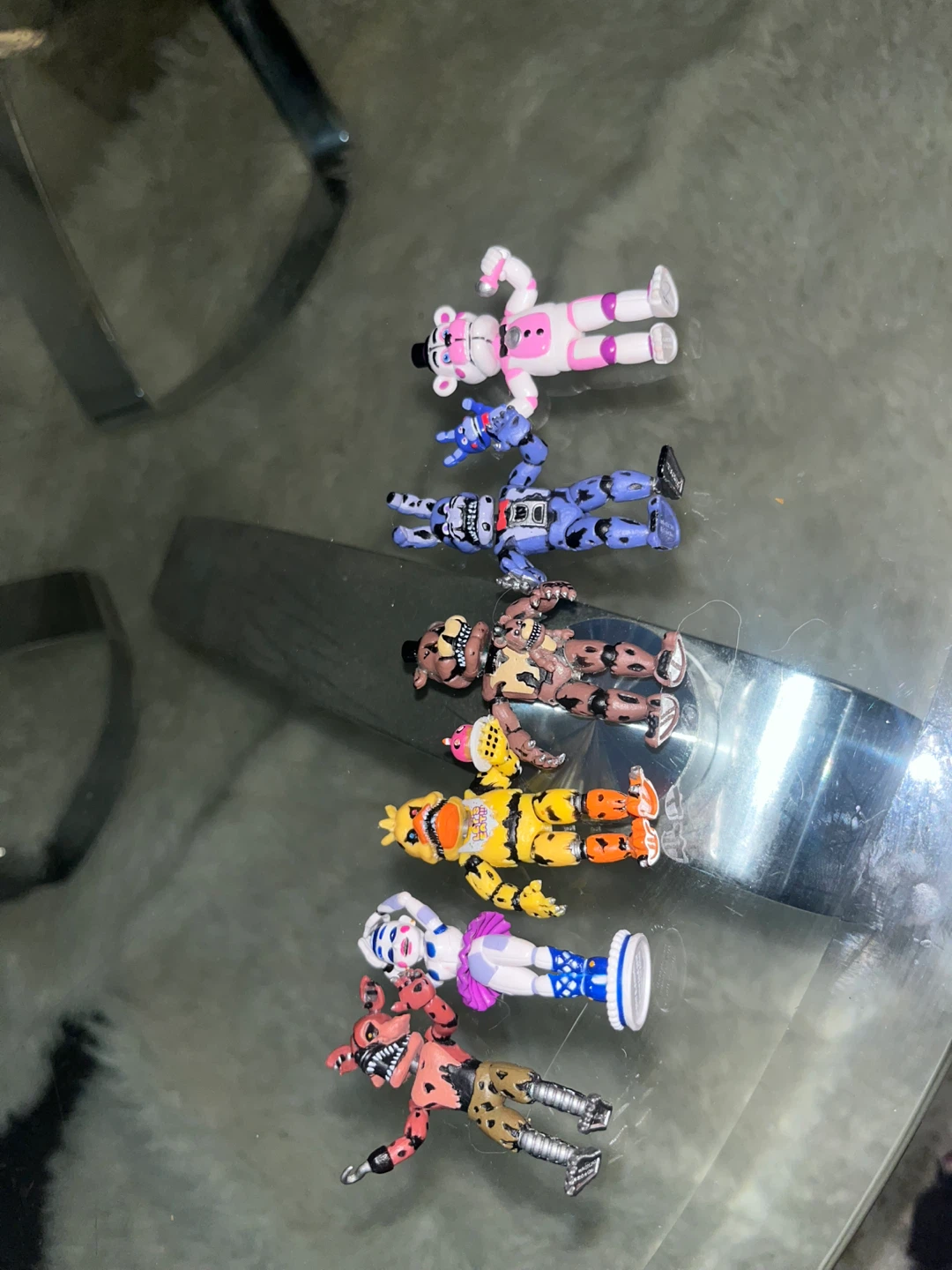 Five Nights at Freddy's Miniature Figure Set - photo 3