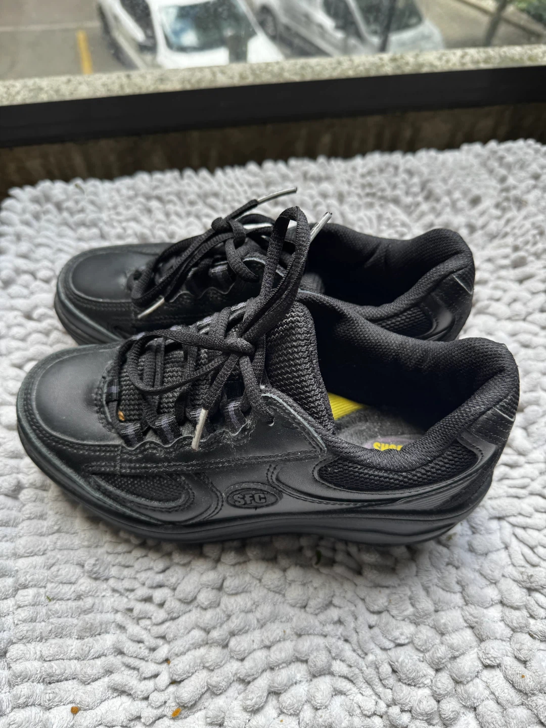 Shoes for Crews non-slip work shoes size 6