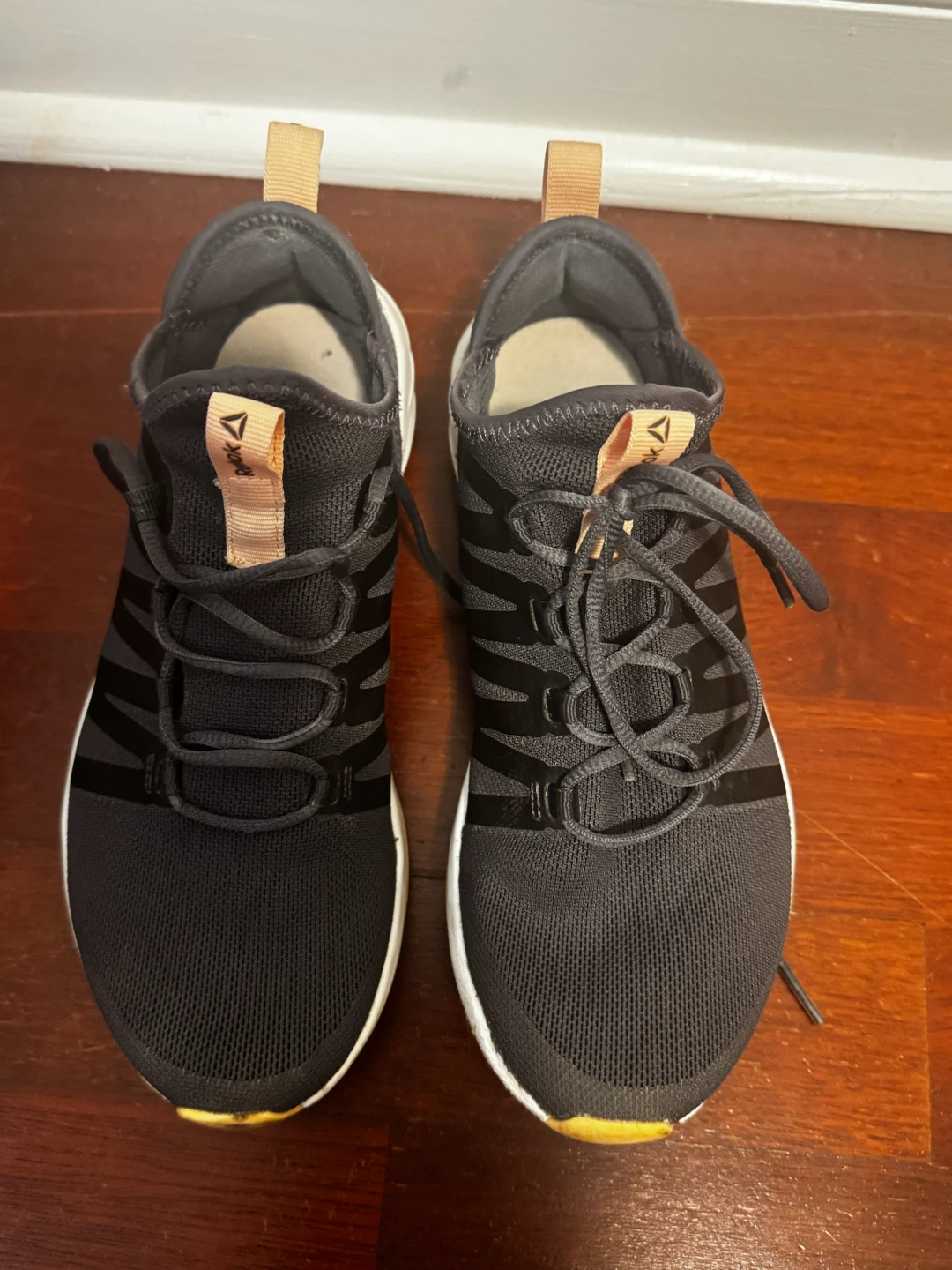 Reebok Astroride MemoryTech Sneakers Size 7