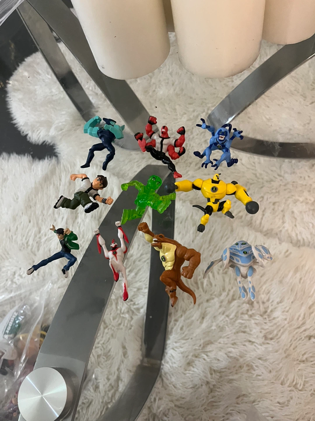 Ben 10 Action Figure Set - photo 2