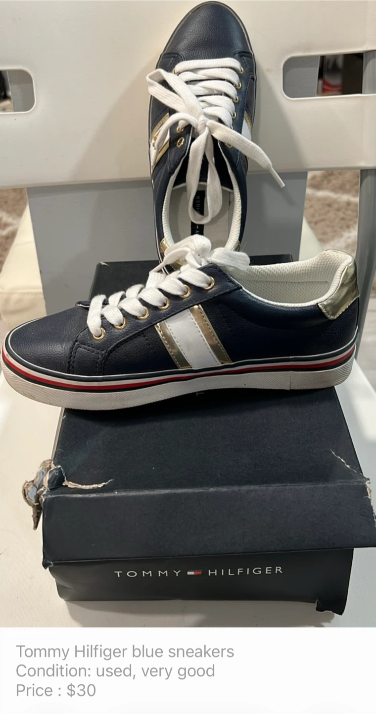 Tommy Hilfiger Navy Blue Sneakers