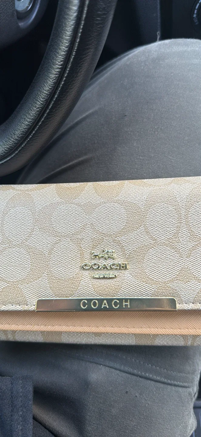 Coach Signature Canvas Long Wallet