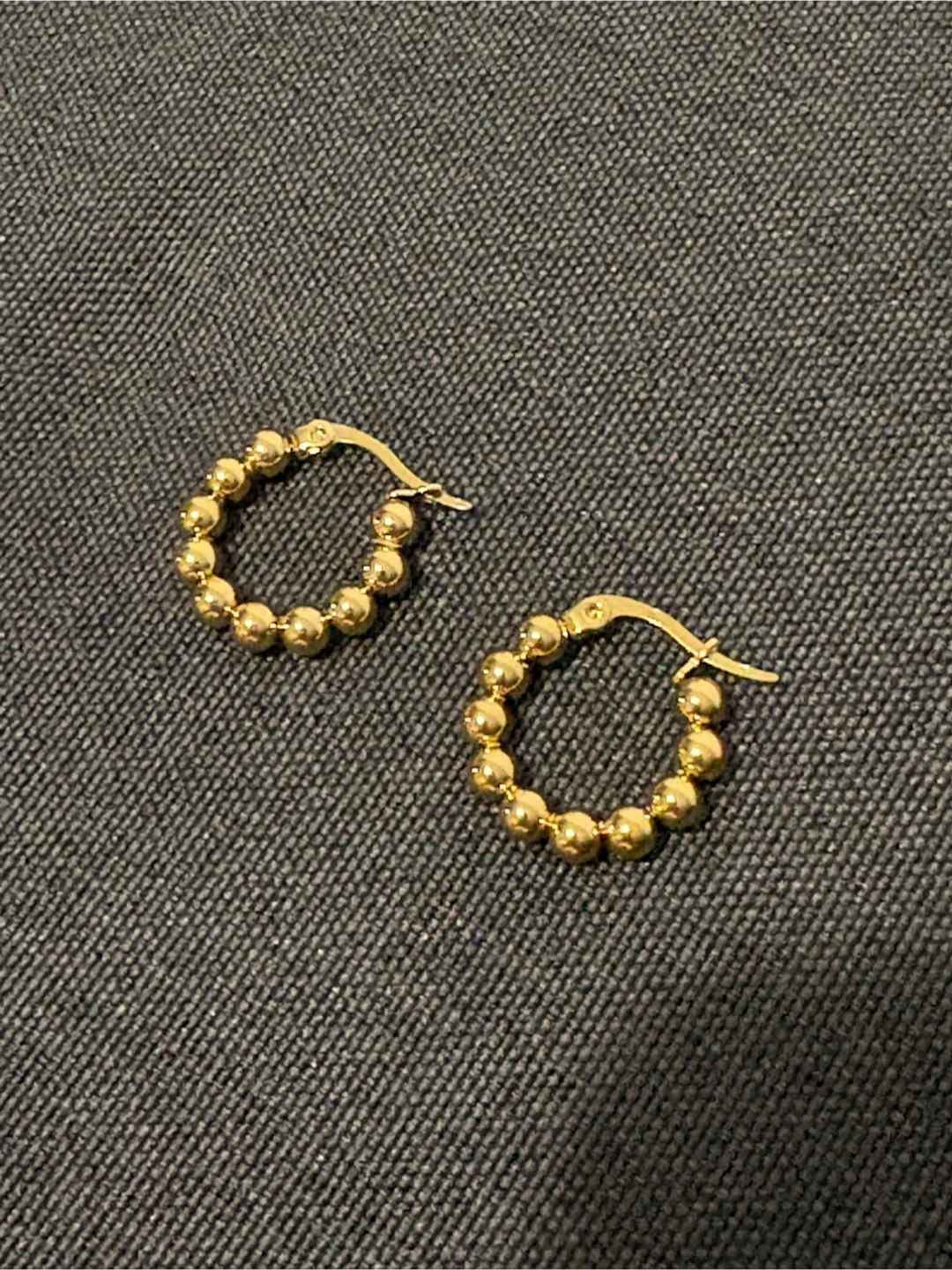 Gold-toned beaded hoop earrings - photo 2