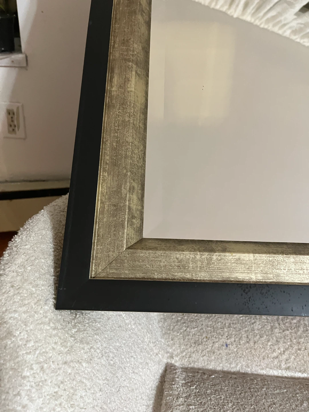Black and gold wall mirror - photo 2