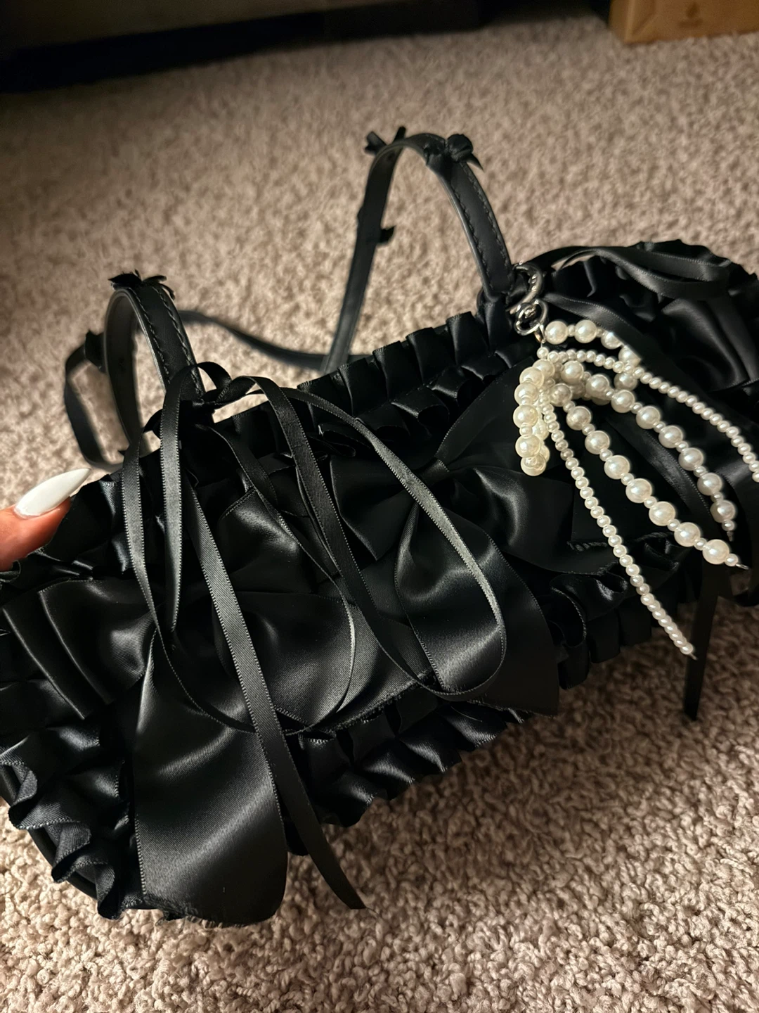 Black Ruffled Bow Shoulder Bag with Pearl Charm - photo 4