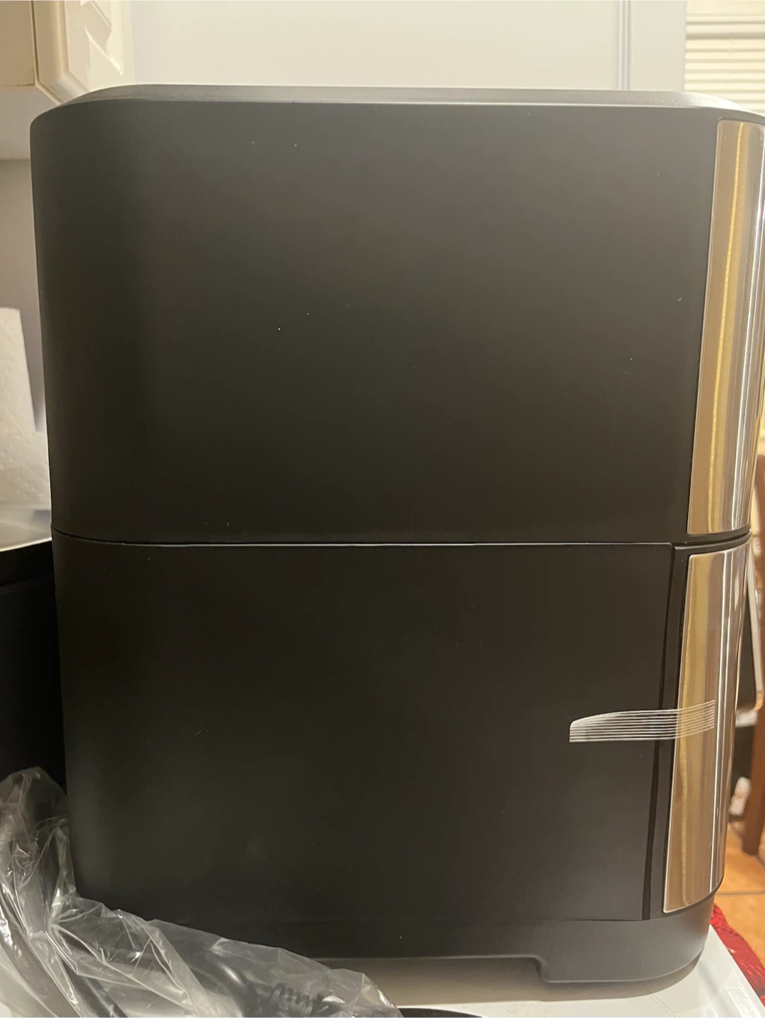 Frigidaire Air Fryer - photo 3