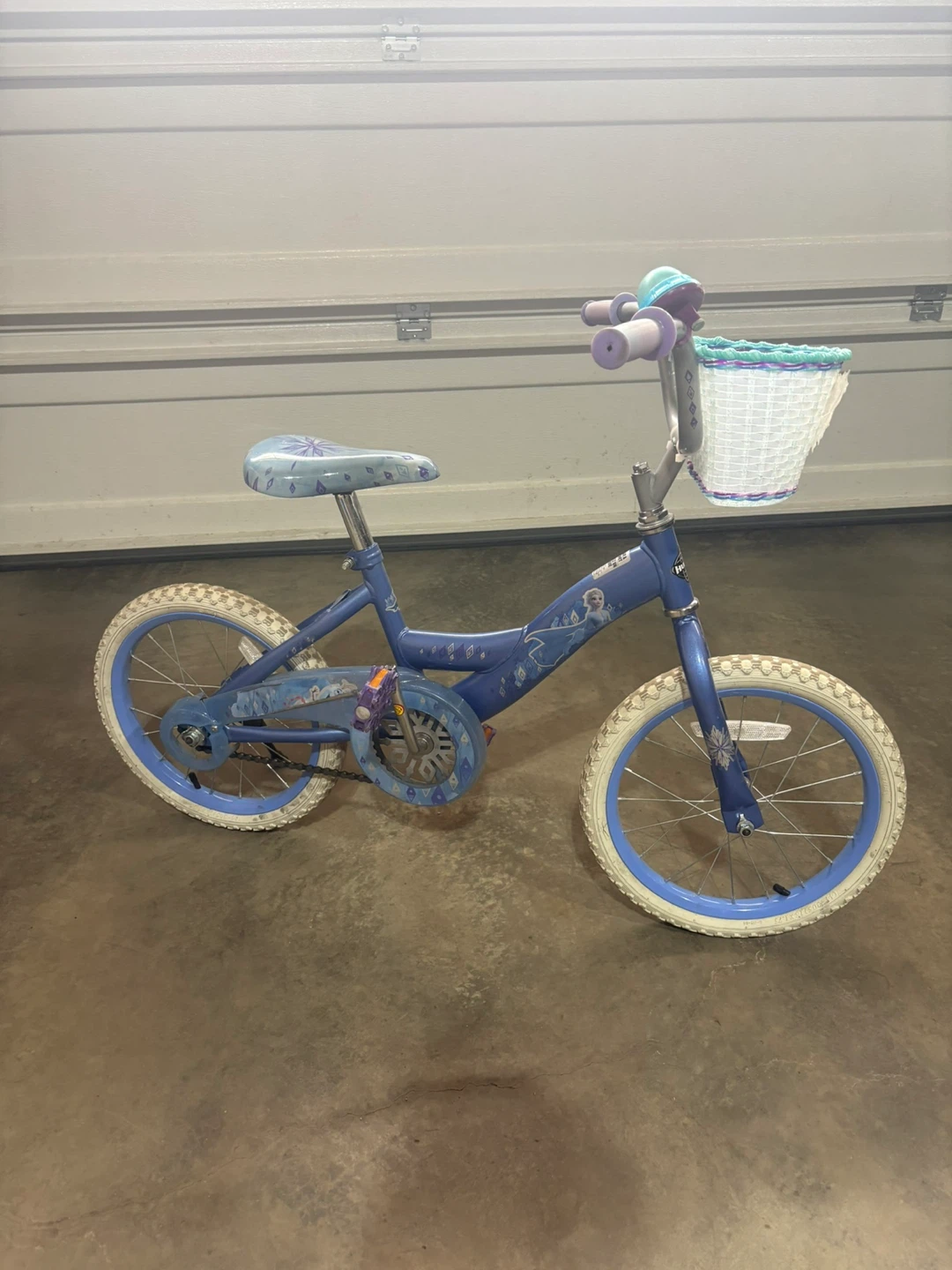 Girls Huffy Frozen 16-inch Kids Bike