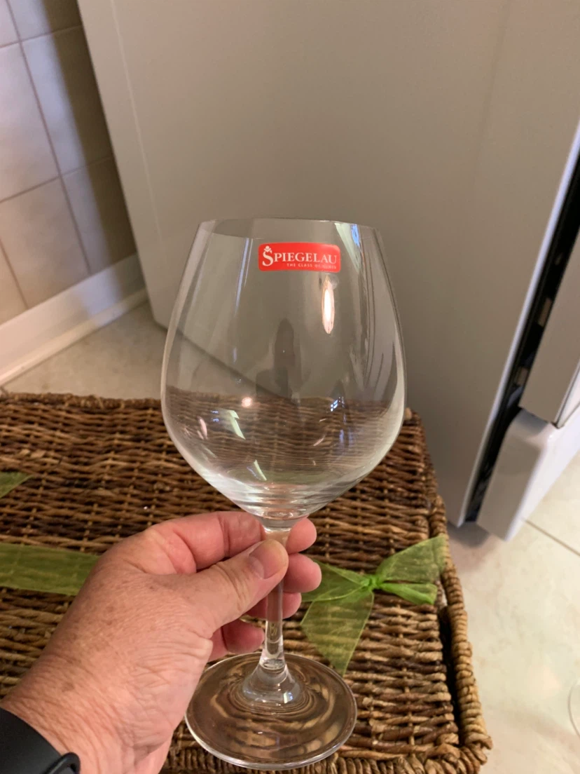 Spiegelau Wine Glasses in Wicker Basket - photo 3