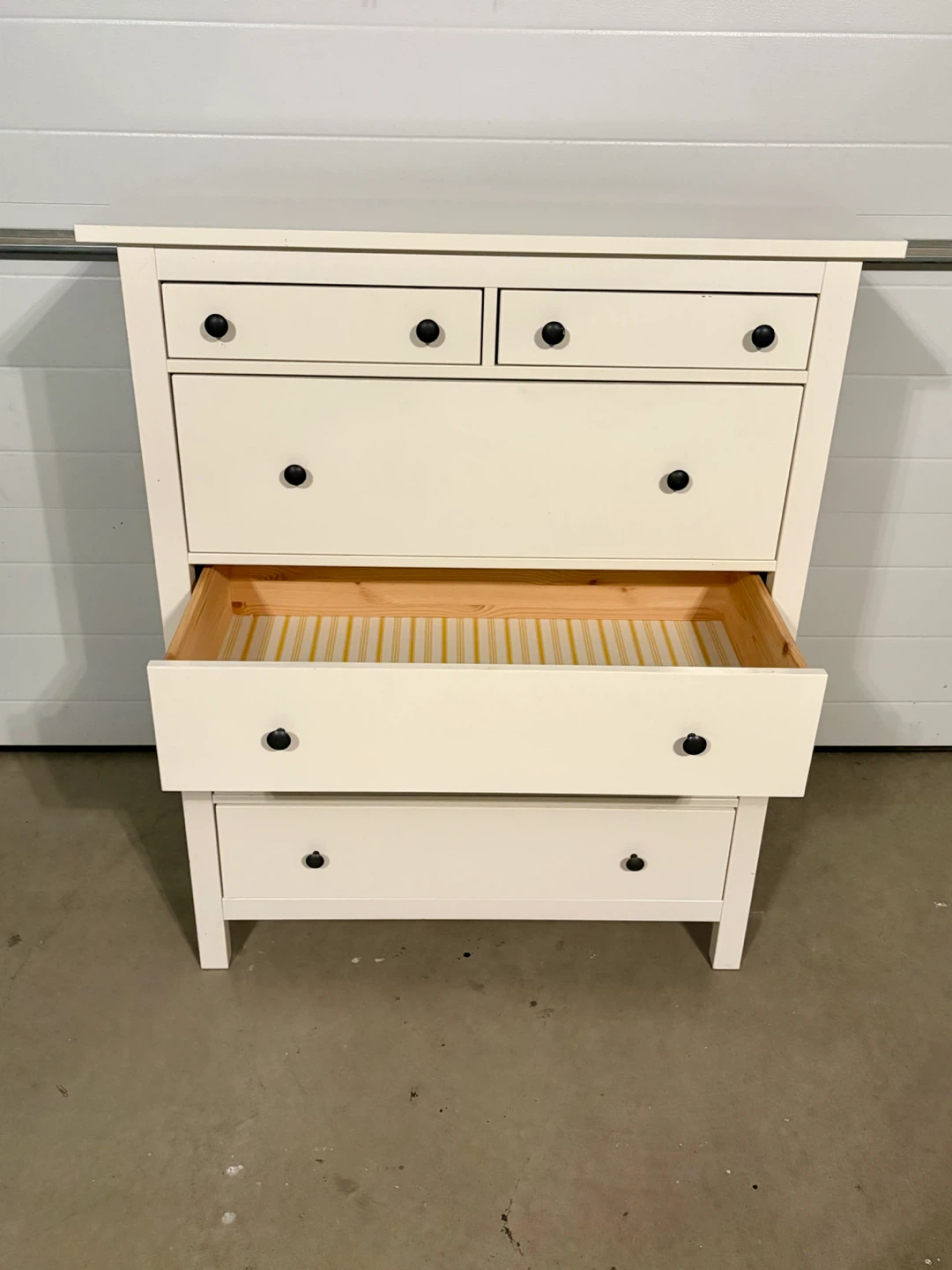 IKEA HEMNES white dresser - photo 4