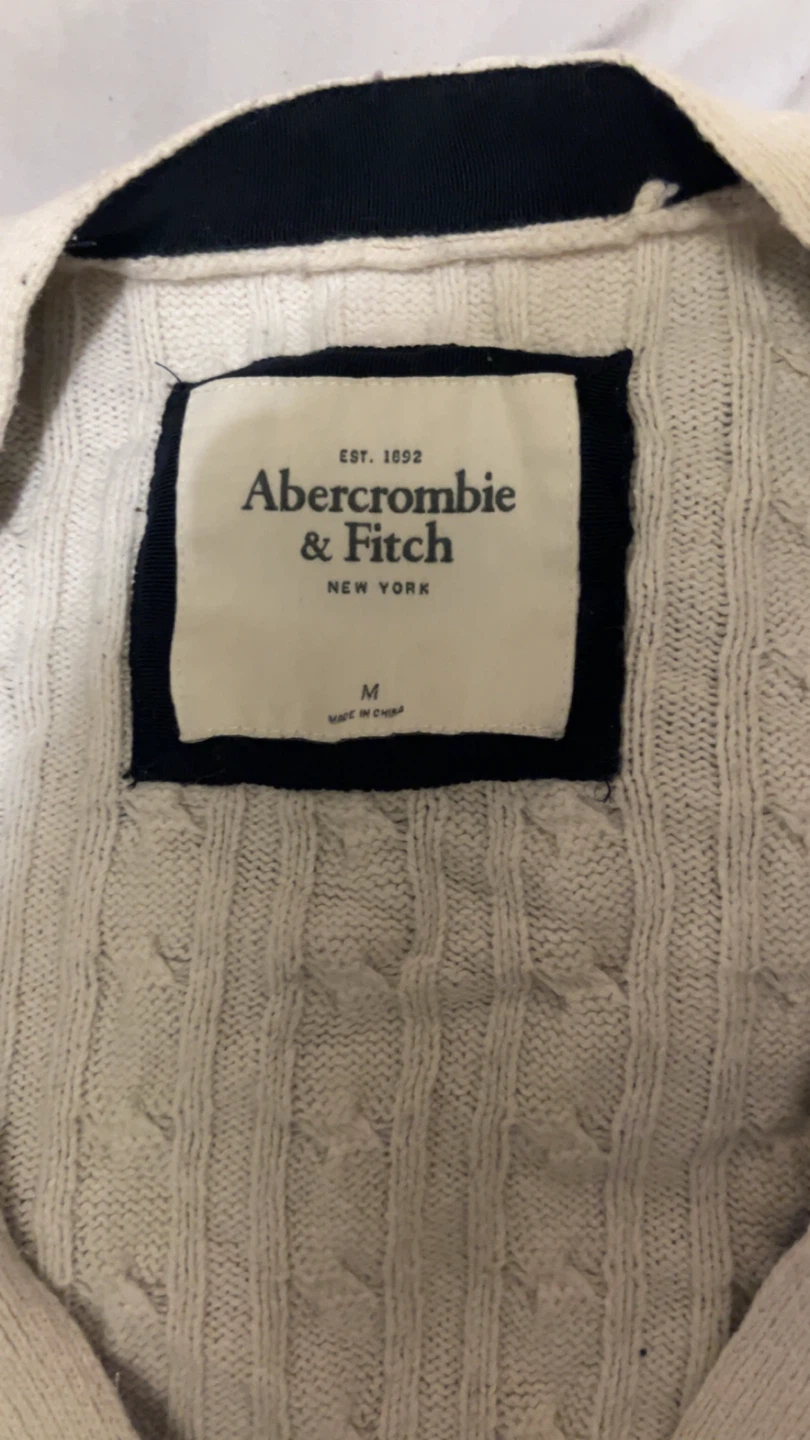 Abercrombie & Fitch Cable Knit Cardigan Cream Medium - photo 2