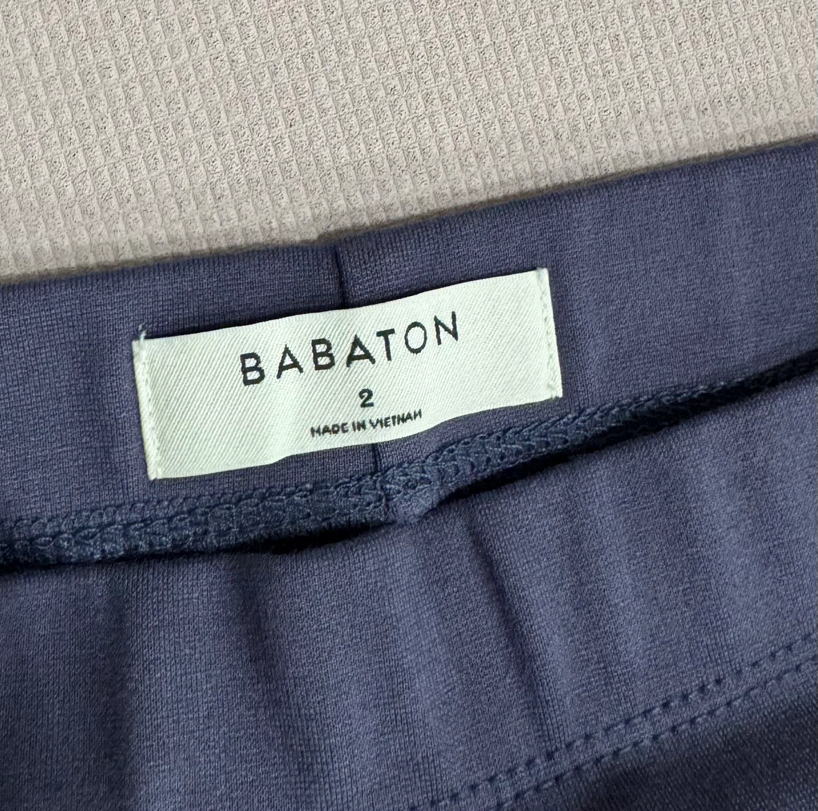 Babaton Aritzia Midi Skirt - photo 2