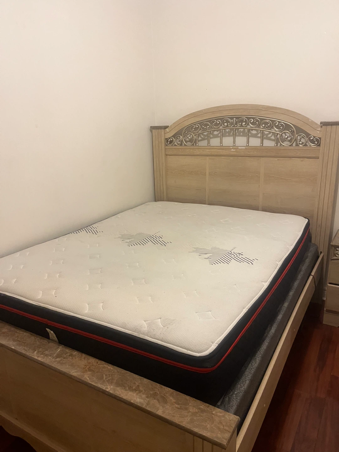 Bedroom Furniture Set