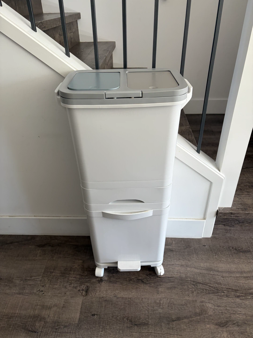 42L Kitchen Trash Can with Lid - photo 2