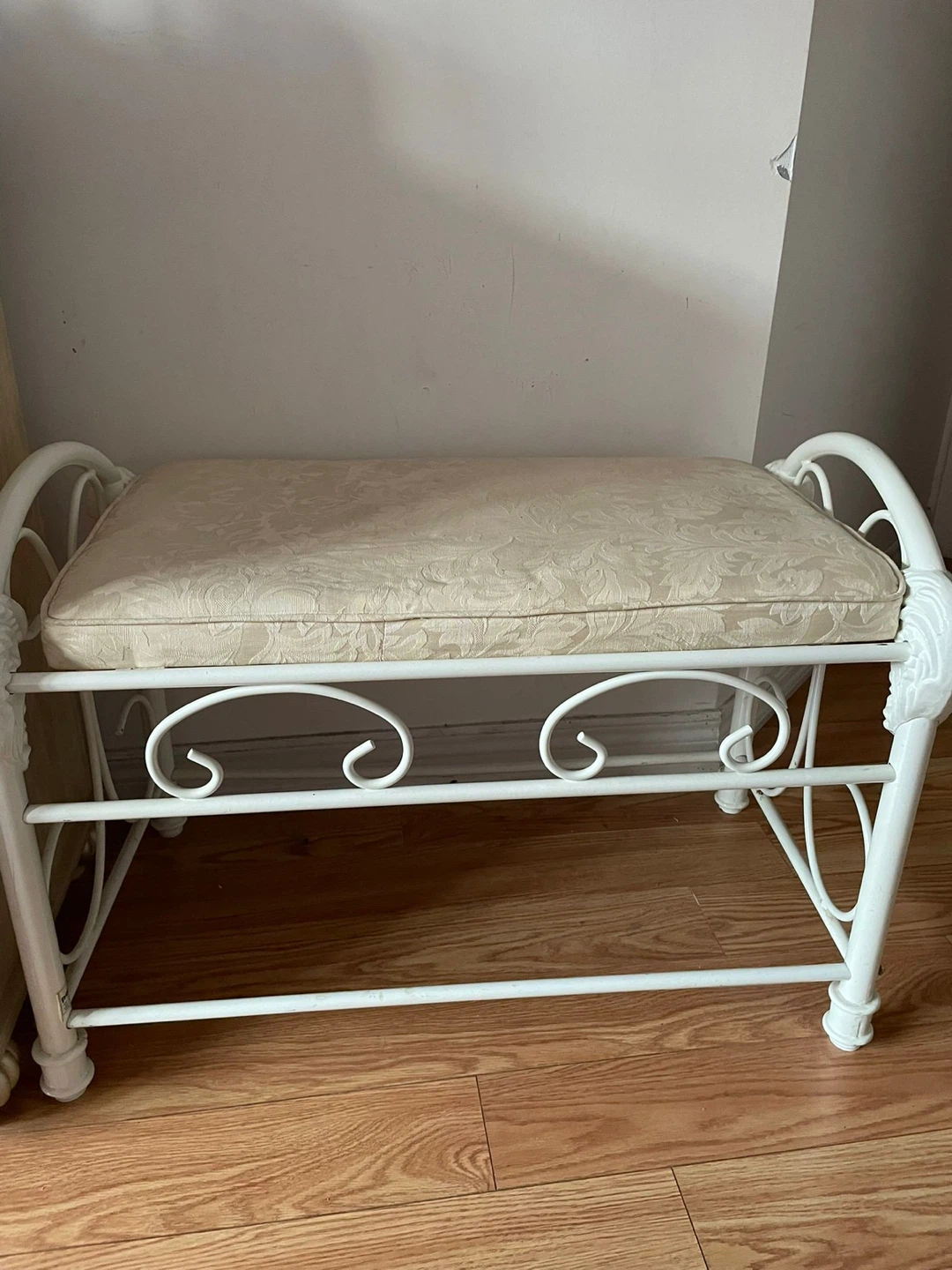 White Metal Vanity Bench - photo 3