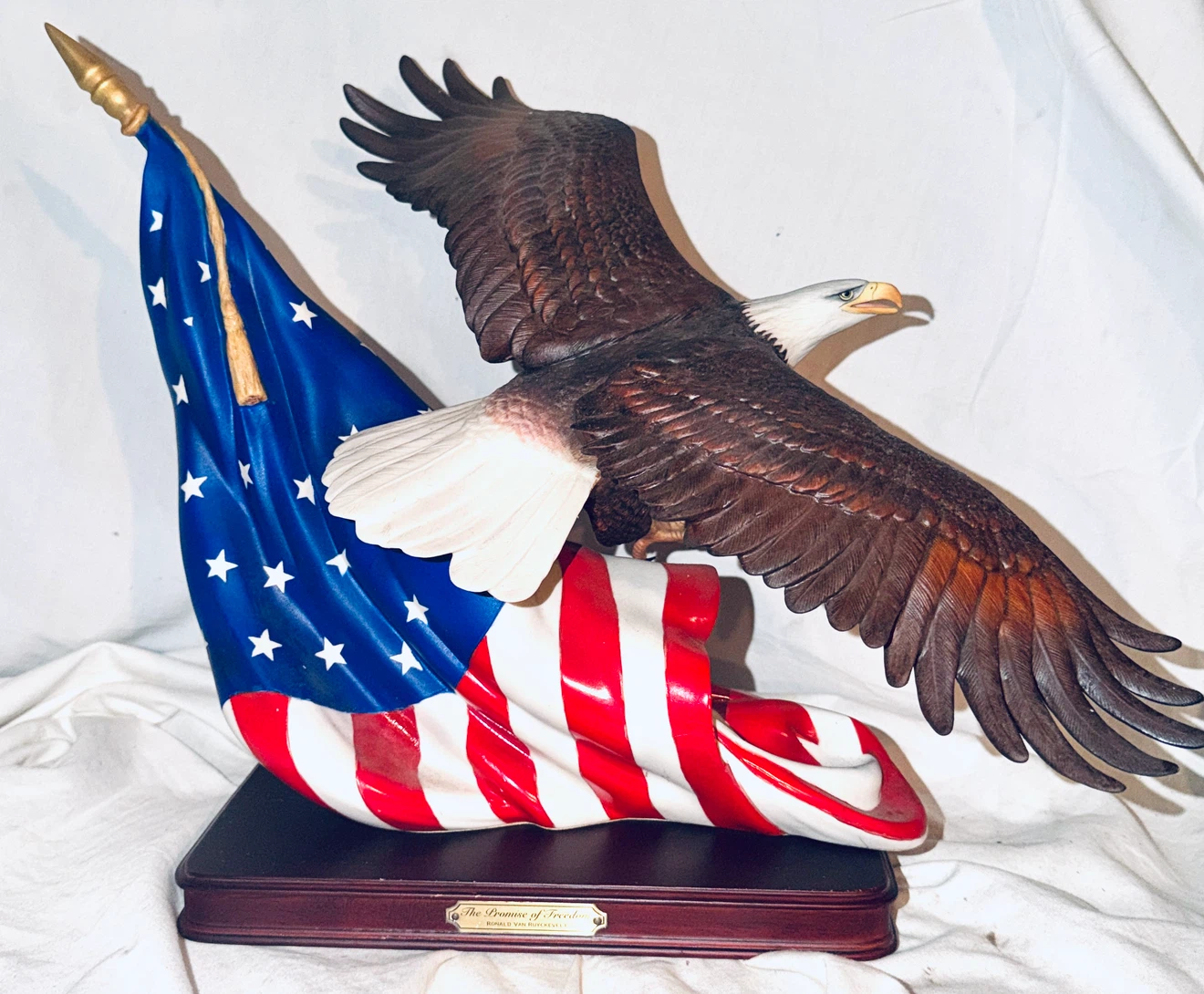 Ronald Van Ruyckevelt The Promise of Freedom Eagle Sculpture - photo 2
