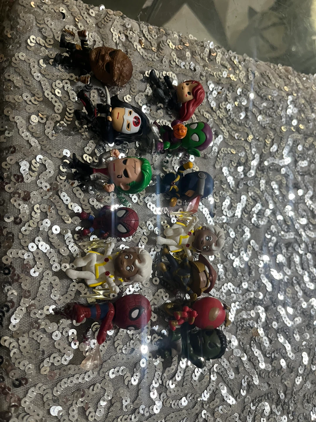 Set of 12 Marvel and DC Mystery Mini Figures - photo 3