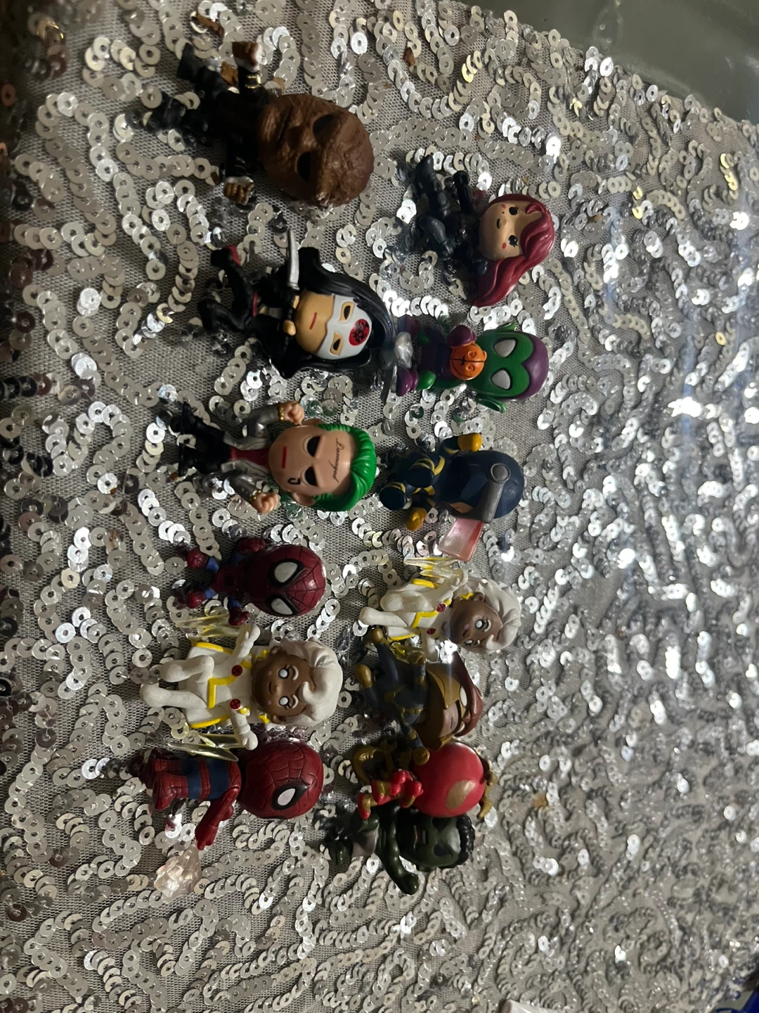 Set of 12 Marvel and DC Mystery Mini Figures - photo 4