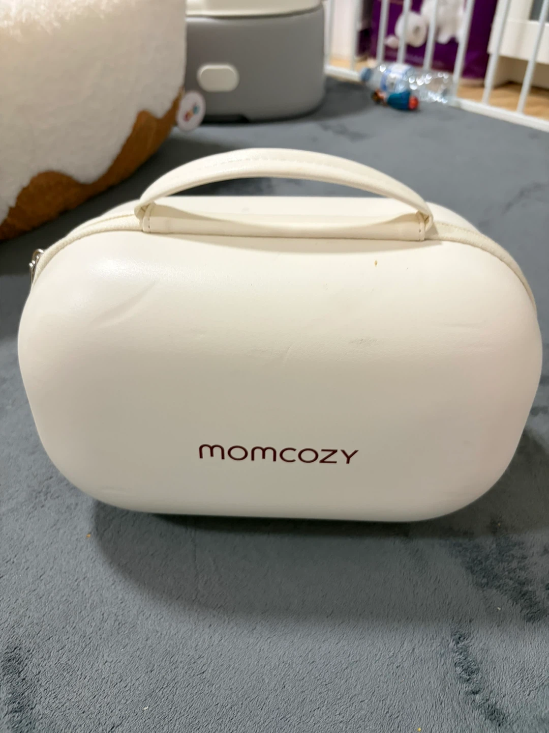 Momcozy M9 Wearable Breast Pump Full Set - photo 2