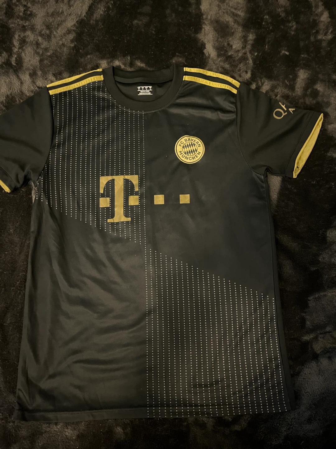FC Bayern Munchen Jersey Number 15