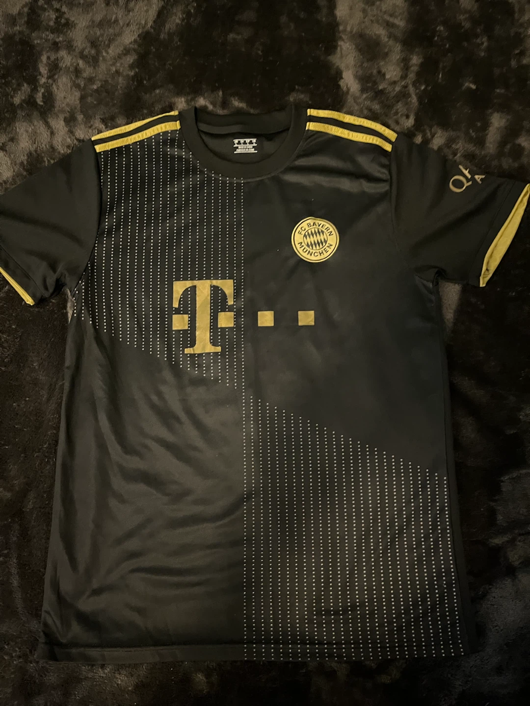 FC Bayern Munchen Jersey Number 15 - photo 2