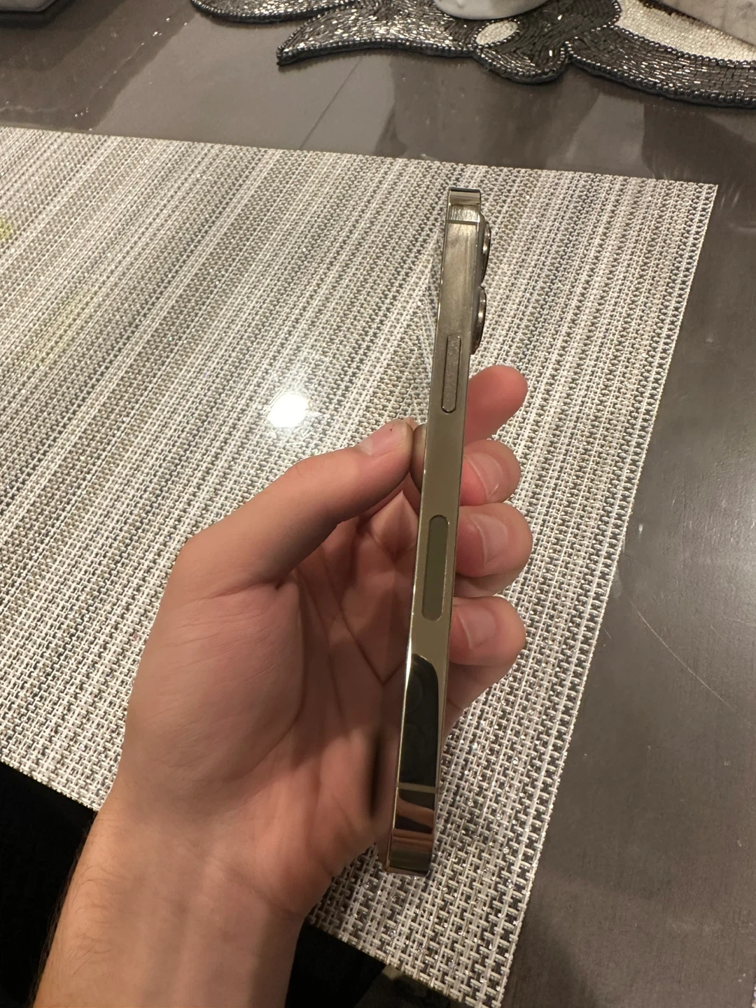 Apple iPhone 13 Pro Gold - photo 3