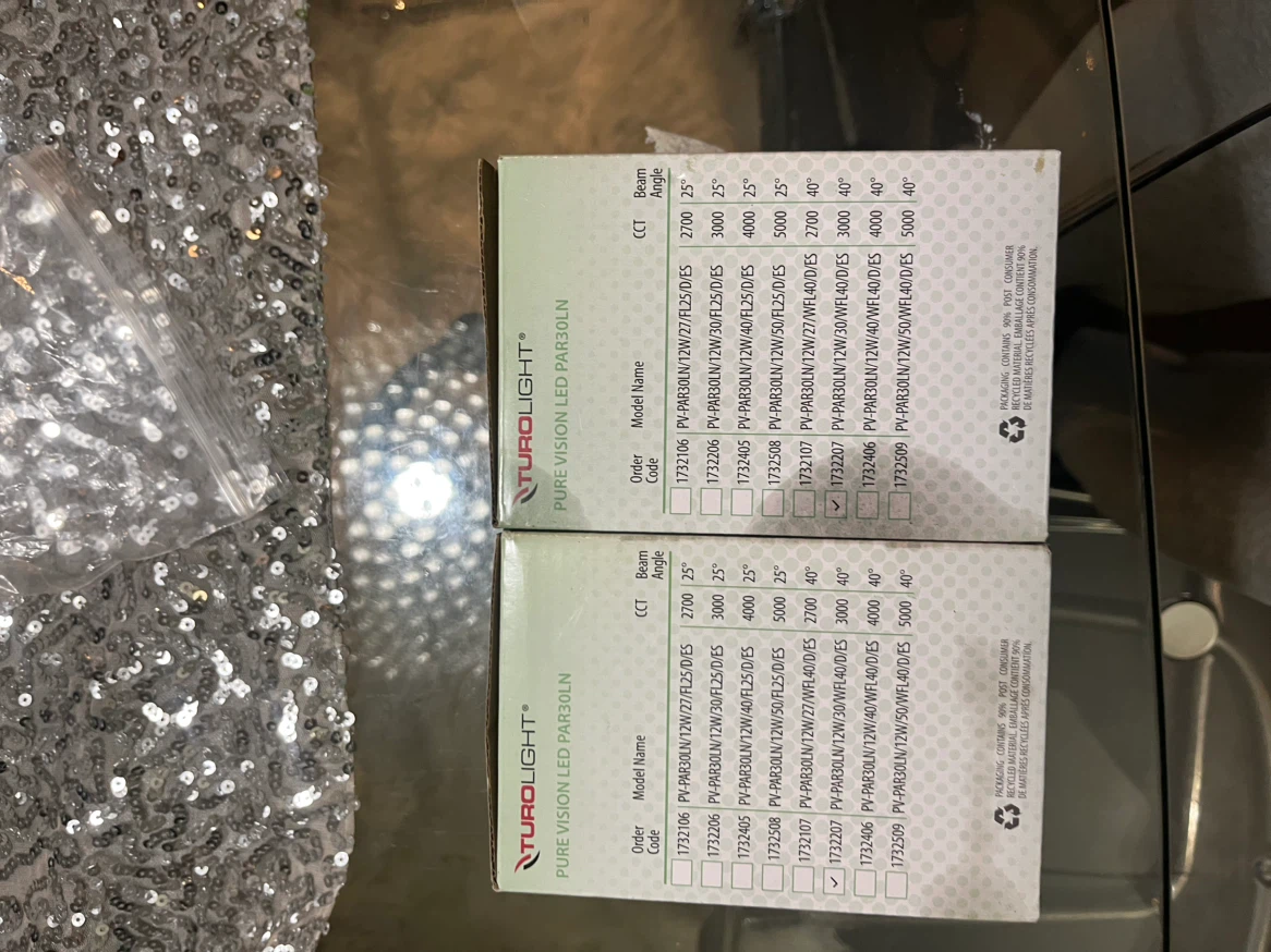 Two Turolight Pure Vision LED PAR30LN Bulbs - photo 3