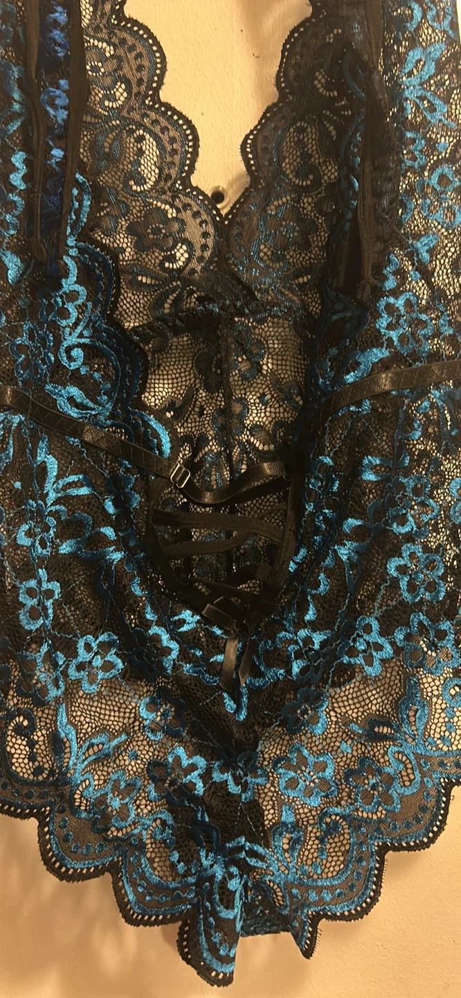 Blue and black lace halter bodysuit - photo 4